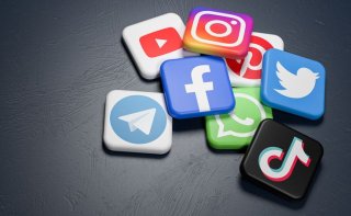 L’impact des réseaux sociaux sur la perception du détatouage